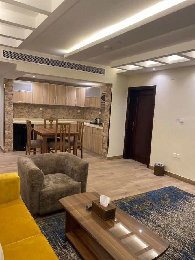 Moments Hotel Jeddah Exterior photo